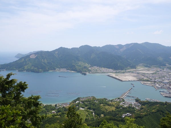 名古屋発■2026年12月5日(土)■〔初級〕熊野古道・馬越峠と天狗倉山 日帰り ♪名鉄の日帰りトレッキング1